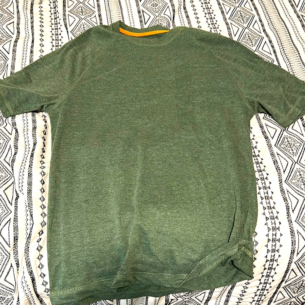 Green air Flo shirt
